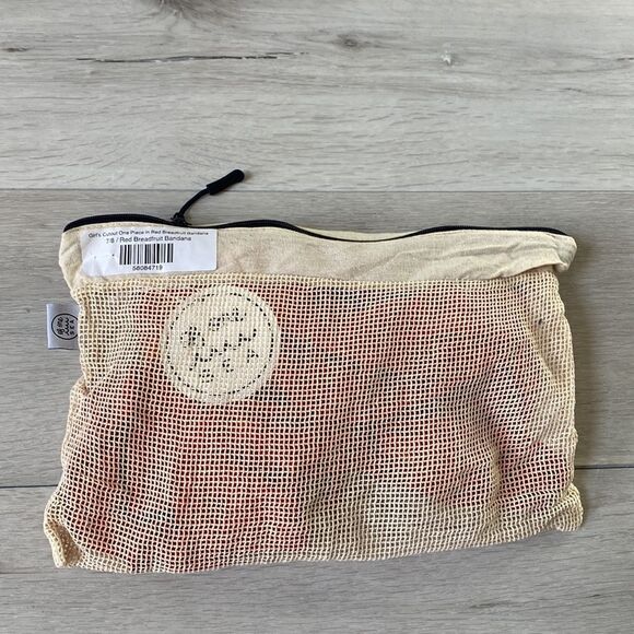 OF ONE SEA CUTOUT RED BREADFRUIT BANDANA‎ SZ 7/8 “NWT IN PACKAGING “ - Picture 3 of 6